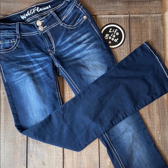 Wallflower jeans Sz 0 bootcut embellished 2 Button - Picture 10 of 13